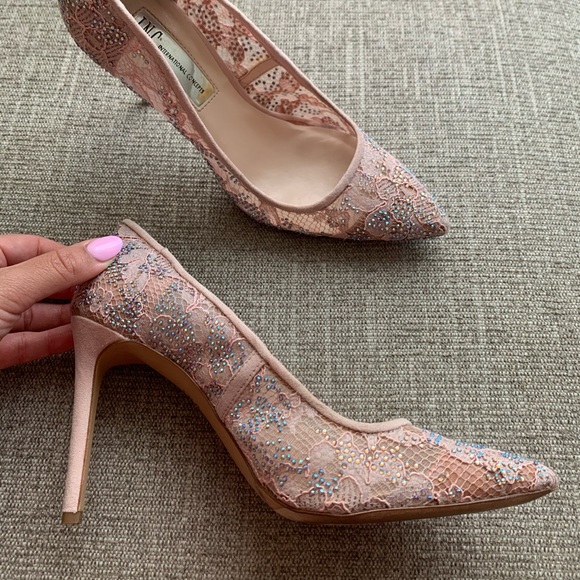 INC International Concepts katyah petal pump - Picture 5 of 10